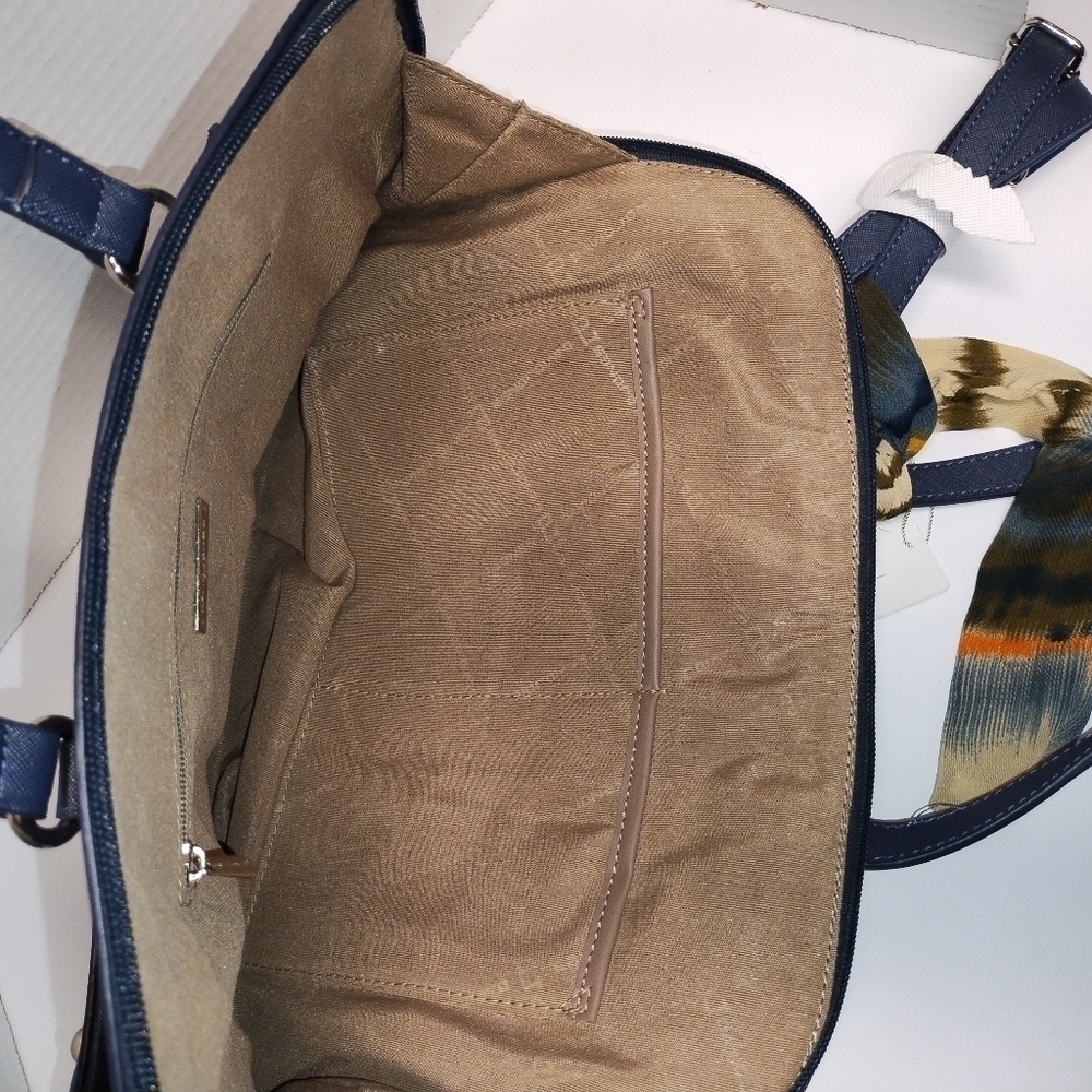 Colorblock Suede & Faux Leather Tote Bag with Scarf Accent – Navy & Gray - Picture 3 of 8